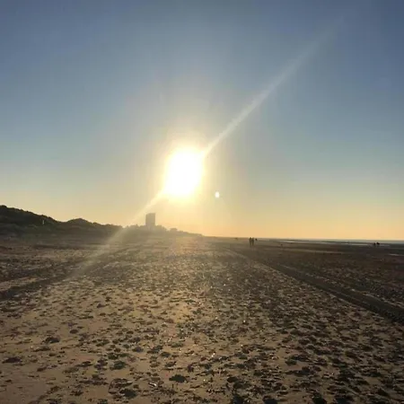 Beachfront Vitalo 502, Cleaning Included Appartamento